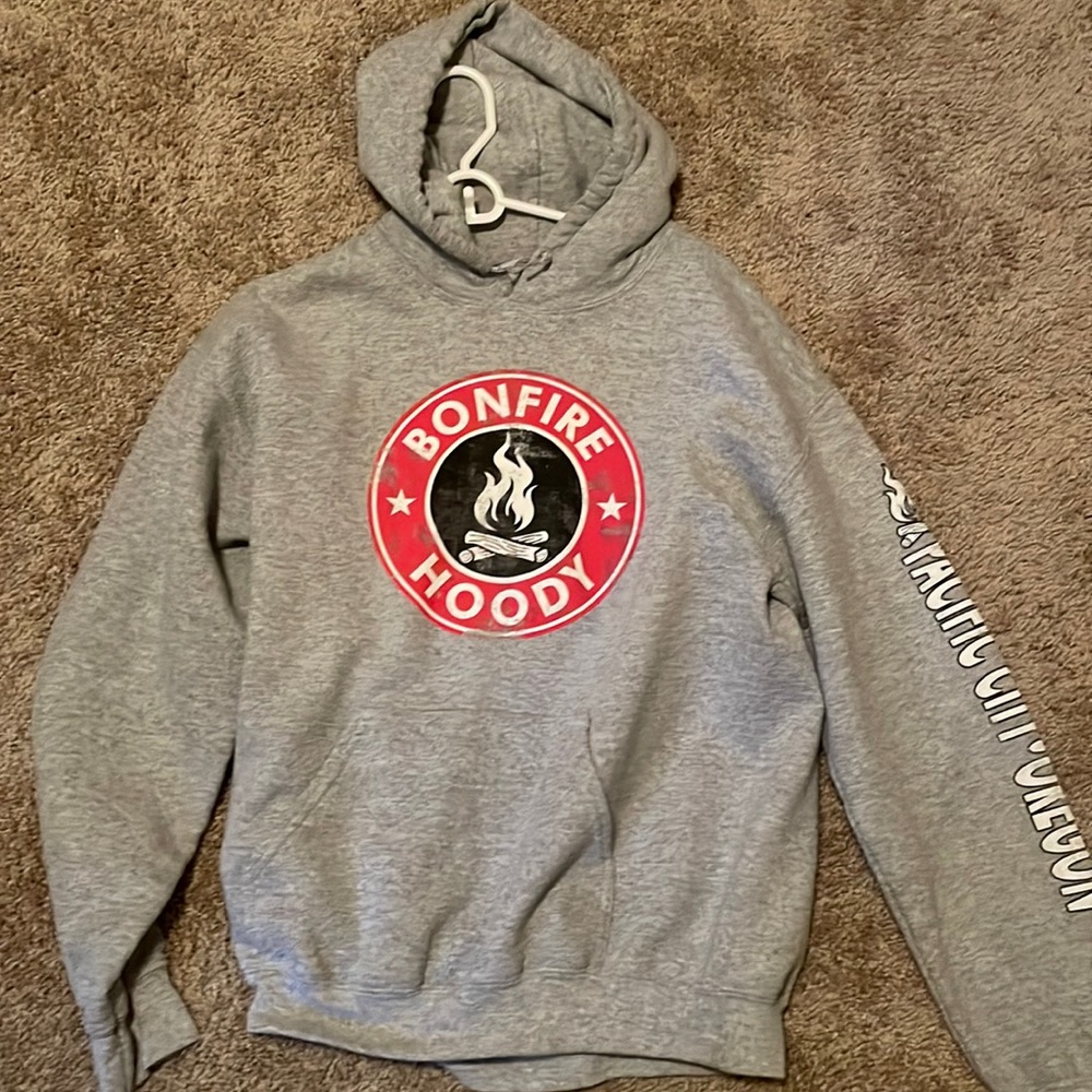 Size M hoodie. Gildan.